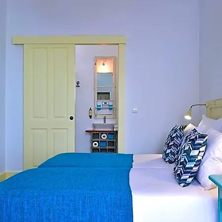 Bed and Breakfast Mercearia D'alegria Boutique Peniche