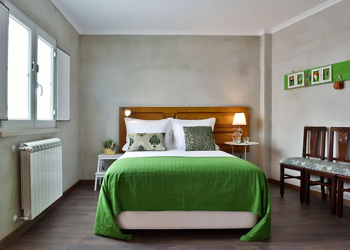 Bed & Breakfast Mercearia D'alegria Boutique Peniche