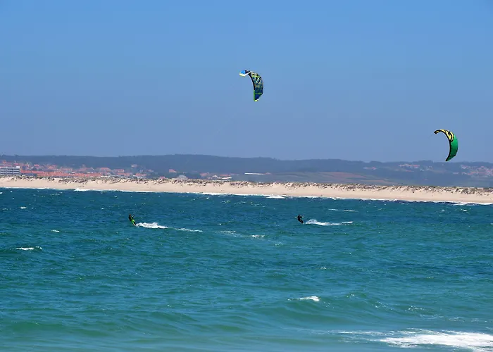 Bed & Breakfast Mercearia D'alegria Boutique Peniche