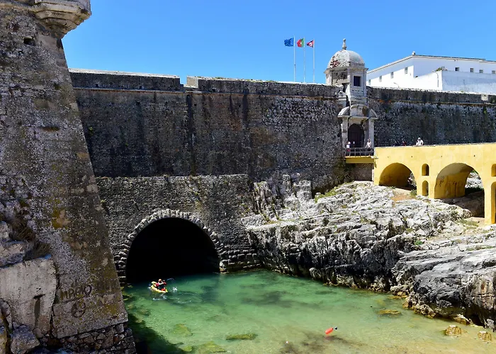 Mercearia D'alegria Boutique 3* Peniche